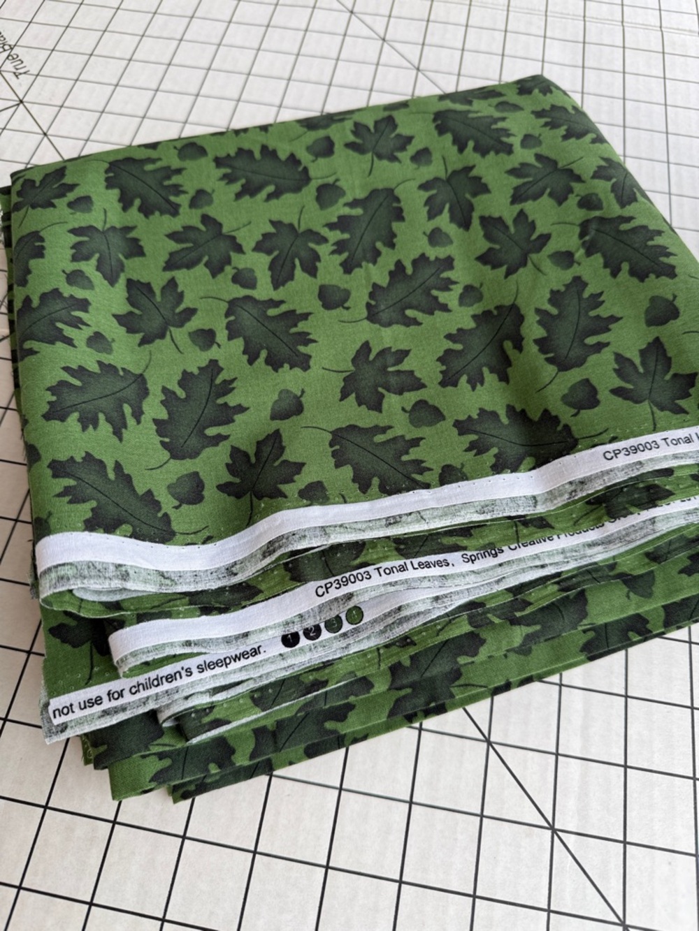 5 Yards Green Oak Leaf Fabric Springs Creative Tonal Leaves Cotton 44” Wide Fall